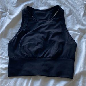 Black lululemon sports bra